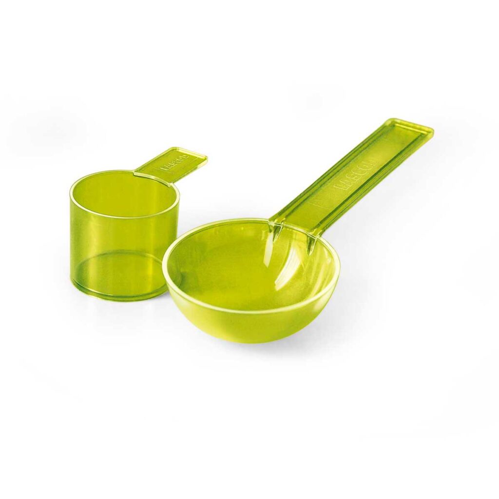 green measuring spoon for alginate